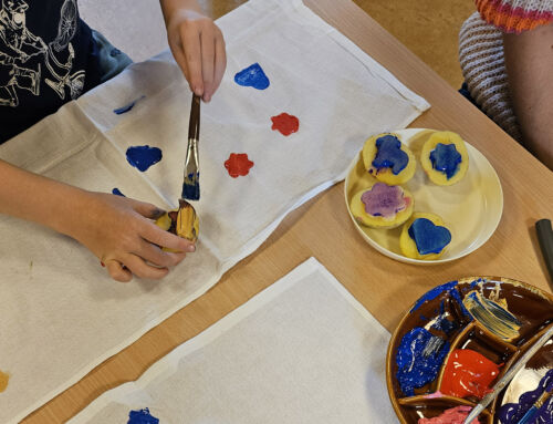 Eltern-Kind-Angebot: Kreativ mit Kartoffeln